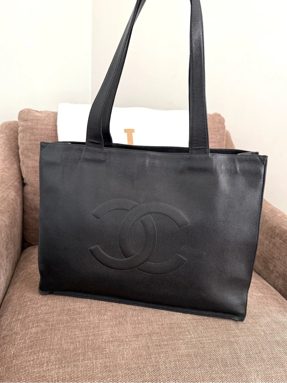 CHANEL authentic black caviar leather large tote bag gold CC